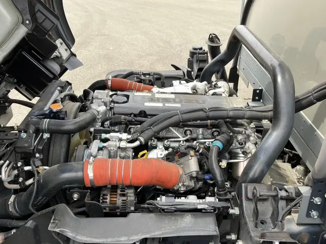 いすゞ エルフ 2RG-NPR88AN(2WD)の写真14