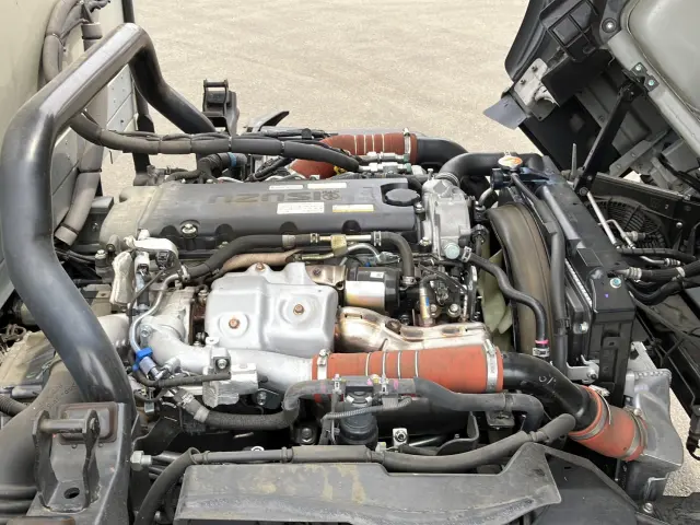 いすゞ エルフ 2RG-NPR88AN(2WD)の写真15