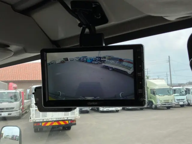 いすゞ エルフ 2RG-NPR88AN(2WD)の写真20