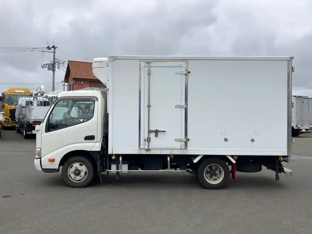 日野 デュトロ TKG-XZU645M(2WD)の写真5
