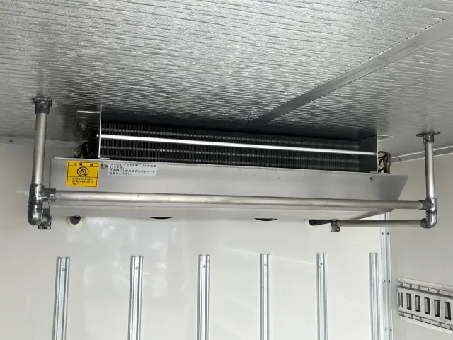 日野 デュトロ 2KG-XZU675M(4WD)の写真10