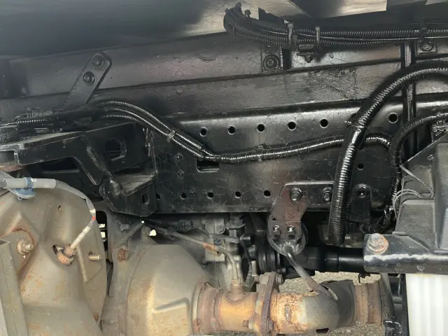 日野 デュトロ 2KG-XZU675M(4WD)の写真12