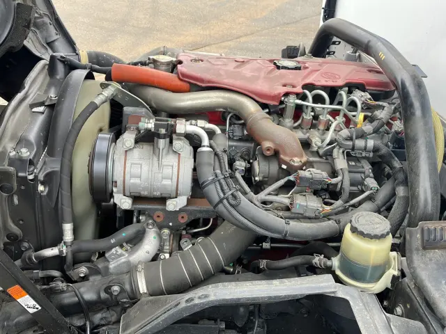 日野 デュトロ 2KG-XZU675M(4WD)の写真14