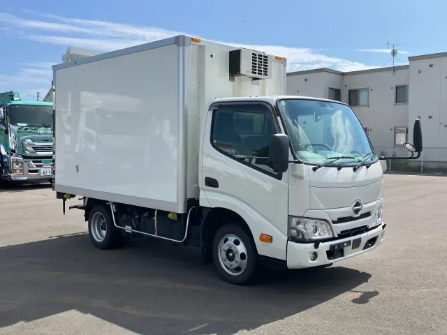 日野 デュトロ 2PG-GDY281M(4WD)の写真2
