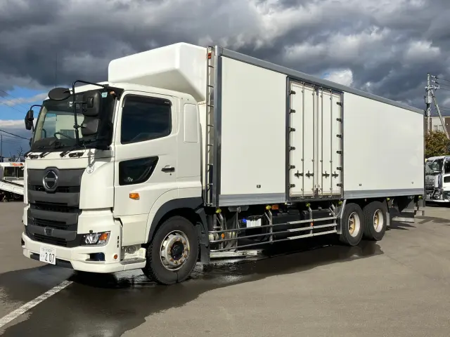 日野 プロフィア 2DG-FS1AHG(6x4)の写真1