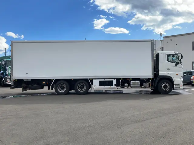 日野 プロフィア 2DG-FS1AHG(6x4)の写真6