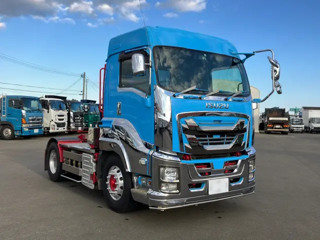 いすゞ ギガ QKG-EXD52BD(2WD)の写真2