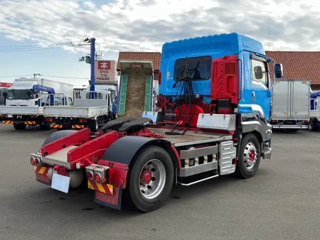 いすゞ ギガ QKG-EXD52BD(2WD)の写真3