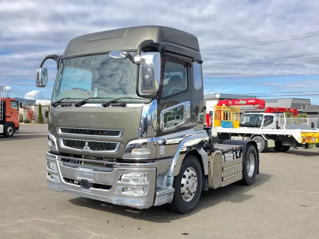 三菱 スーパーグレート QPG-FP64VDR(2WD)の写真1