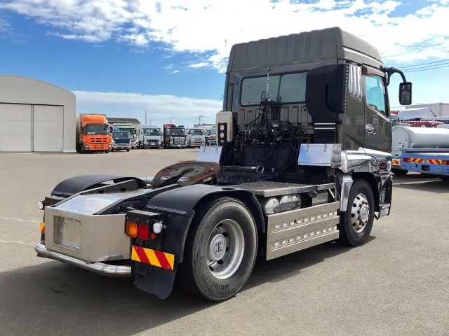 三菱 スーパーグレート QPG-FP64VDR(2WD)の写真3