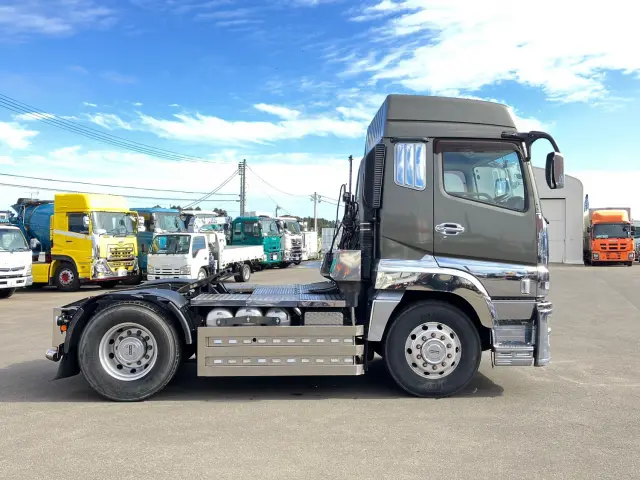 三菱 スーパーグレート QPG-FP64VDR(2WD)の写真6