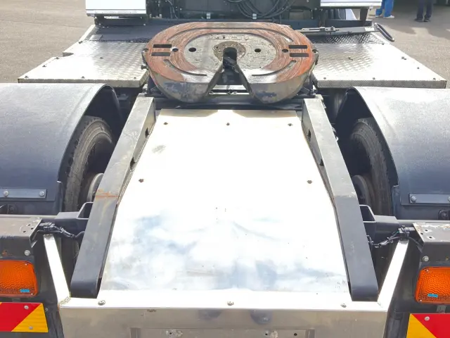 三菱 スーパーグレート QPG-FP64VDR(2WD)の写真8