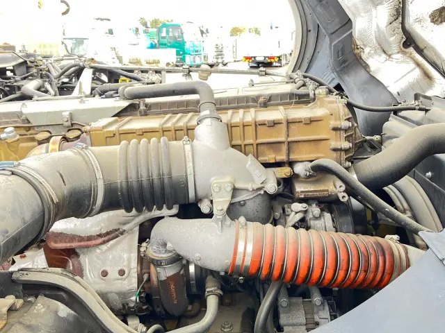 三菱 スーパーグレート QPG-FP64VDR(2WD)の写真14