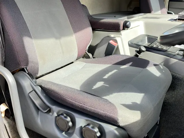 三菱 スーパーグレート QPG-FP64VDR(2WD)の写真15