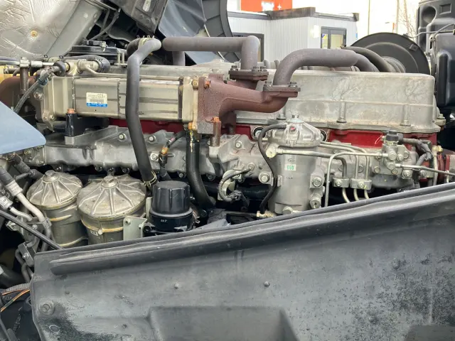 日野 プロフィア QDG-SS1EKDA(6x4)の写真13