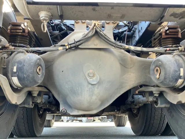 日野 プロフィア QDG-SS1EKDA(6x4)の写真11