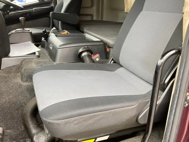 日野 プロフィア QPG-SH1EDDG(2WD)の写真16