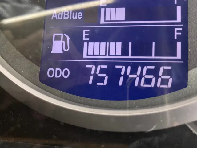 日野 プロフィア QPG-SH1EDDG(2WD)の写真18