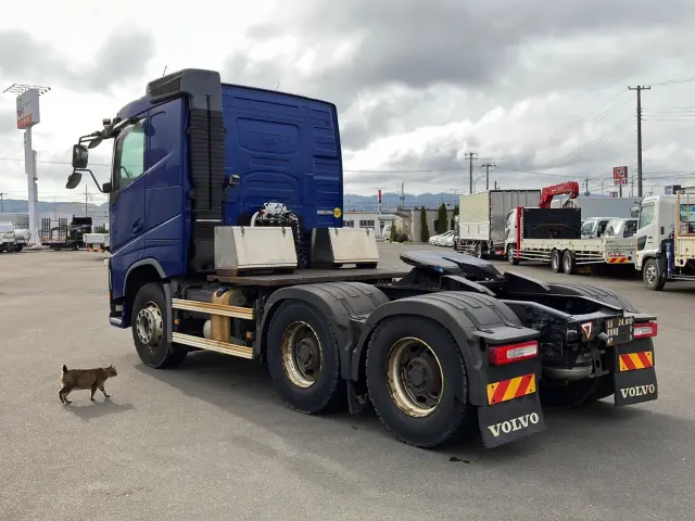 ボルボ その他(ボルボ) YV2RM20D(6x4)の写真3