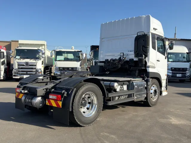 いすゞ ギガ 2RG-EK5DAD(2WD)の写真3