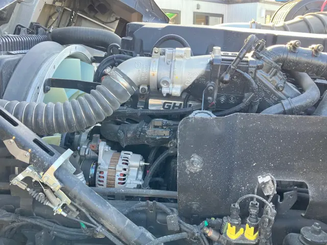 いすゞ ギガ 2RG-EK5DAD(2WD)の写真13