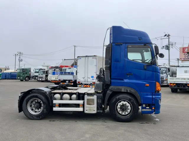 日野 プロフィア QPG-SH1EDDG(2WD)の写真6