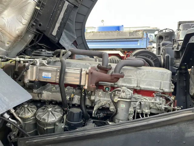 日野 プロフィア QPG-SH1EDDG(2WD)の写真14