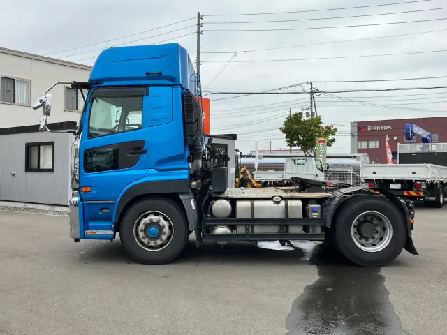 ＵＤ クオン QKG-GK6XAB(2WD)の写真5