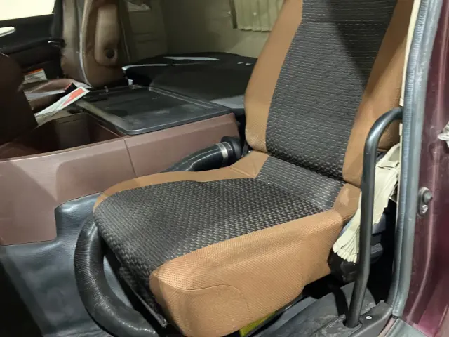 日野 プロフィア 2DG-SH1EDGG(2WD)の写真16