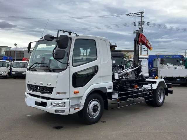 三菱 ファイター 2KG-FK62FZ(2WD)の写真1
