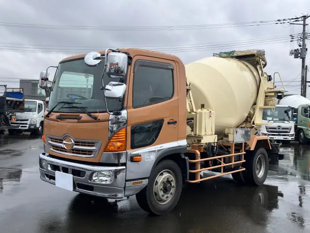 日野 レンジャー LKG-FJ7JDAA(2WD)の写真1