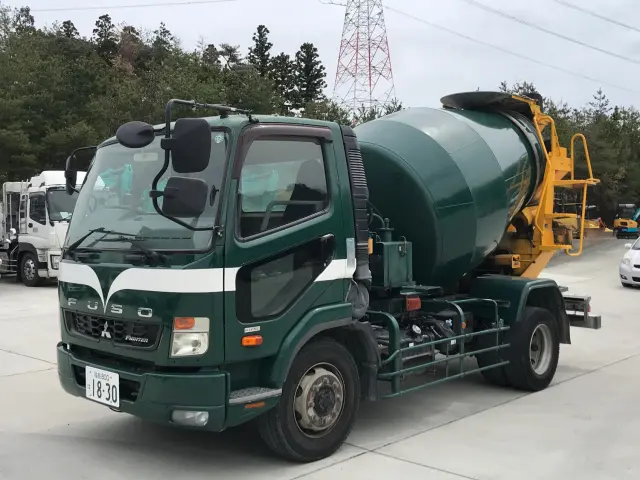 三菱 ファイター QKG-FK72FZ(2WD)の写真1
