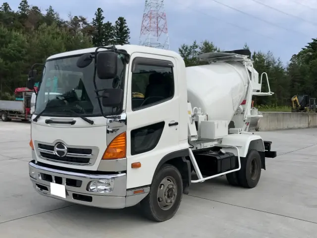 日野 レンジャー TKG-FC9JCAA(2WD)の写真1