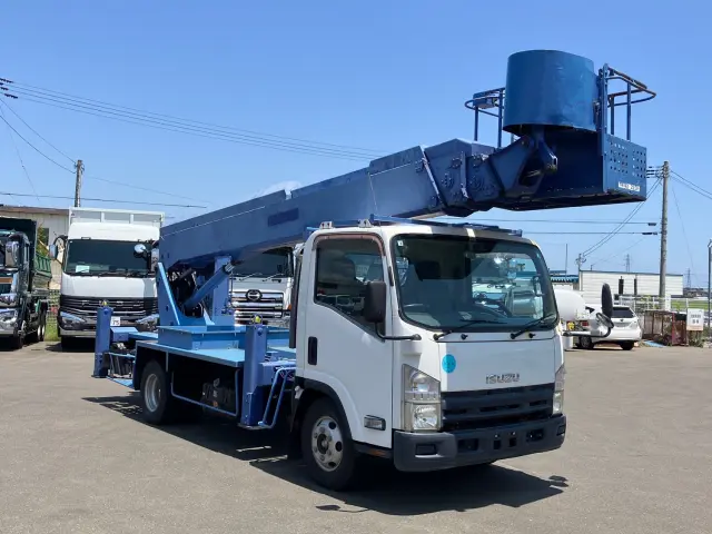 いすゞ エルフ SKG-NPR85YN(2WD)の写真2