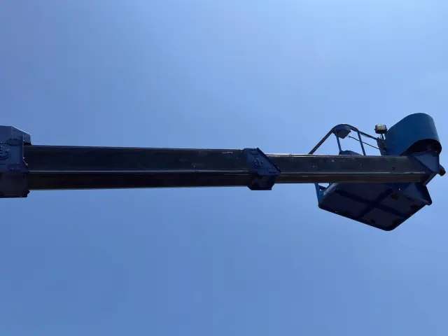 いすゞ エルフ SKG-NPR85YN(2WD)の写真14