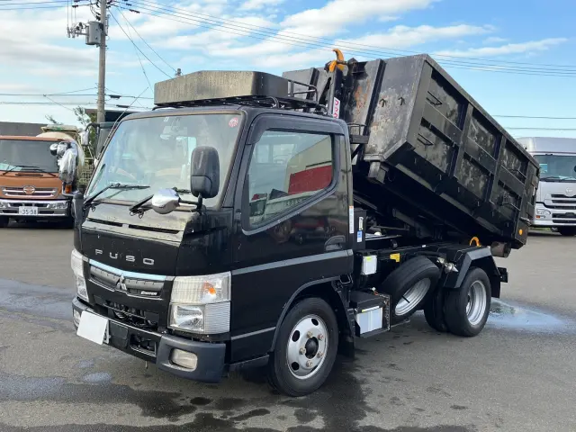 三菱 キャンター 2PG-FBAV0(2WD)の写真1
