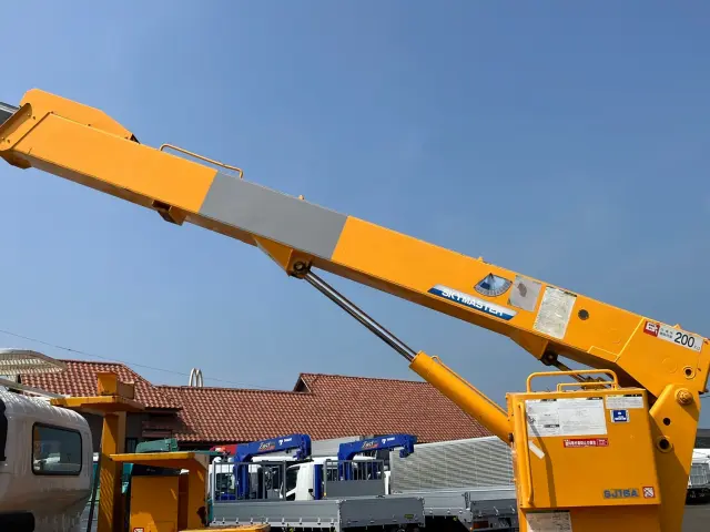 日野 デュトロ KK-XZU400M(2WD)の写真12