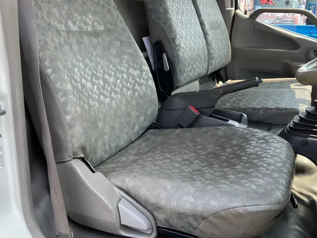 日野 デュトロ KK-XZU400M(2WD)の写真21