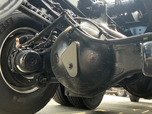 日野 プロフィア 2DG-FS1AJE(6x4)の写真12