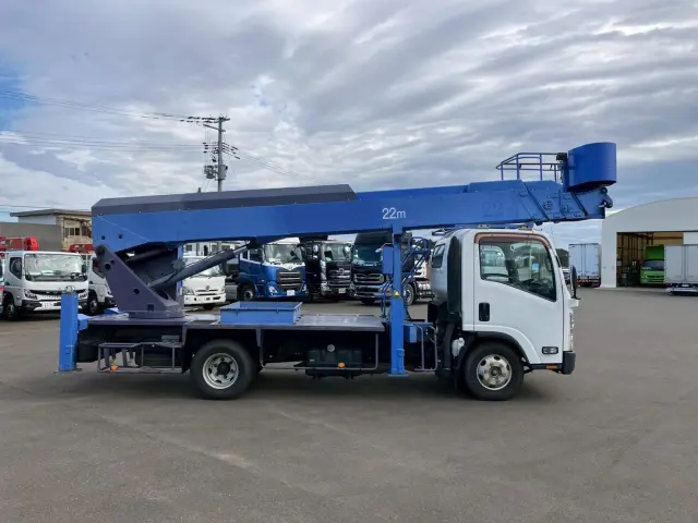 いすゞ エルフ SKG-NPR85YN(2WD)の写真6