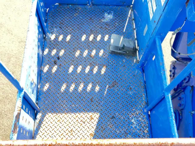 いすゞ エルフ SKG-NPR85YN(2WD)の写真10