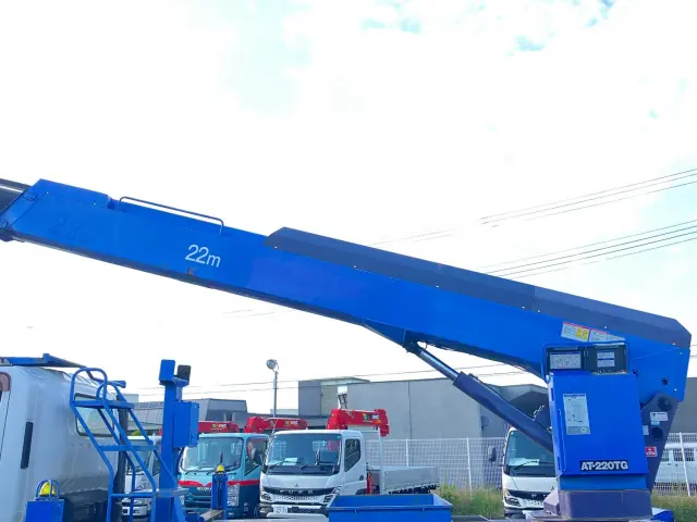 いすゞ エルフ SKG-NPR85YN(2WD)の写真12