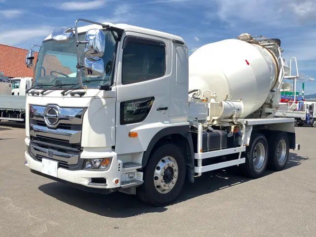 日野 プロフィア 2DG-FS1AGA(6x4)の写真1