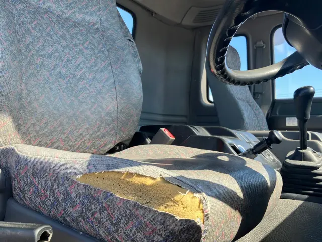 いすゞ ギガ QKG-CXZ77AT(6x4)の写真19