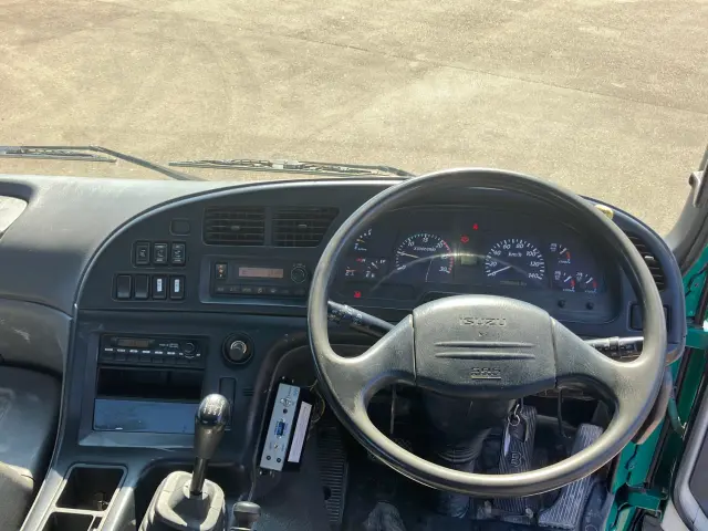 いすゞ ギガ QKG-CXZ77AT(6x4)の写真21