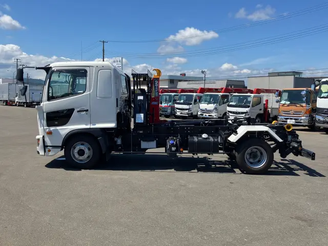 日野 レンジャー 2KG-FD2ABA(2WD)の写真5