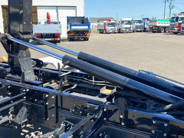 日野 レンジャー 2KG-FD2ABA(2WD)の写真9