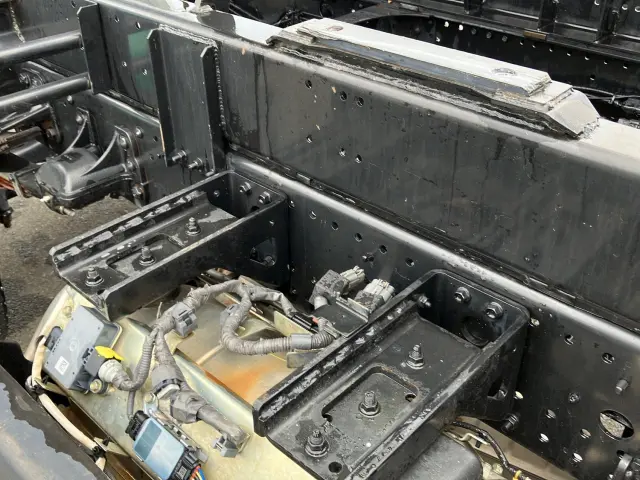 いすゞ フォワード 2RG-FRR90S2(2WD)の写真14