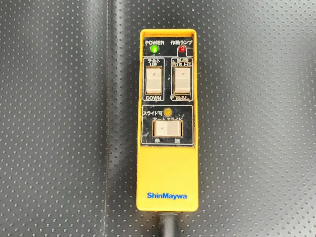 いすゞ フォワード 2RG-FRR90S2(2WD)の写真22