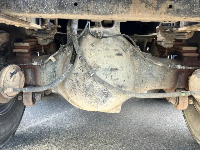 日野 プロフィア ADG-FS1EKXA(6x4)の写真16